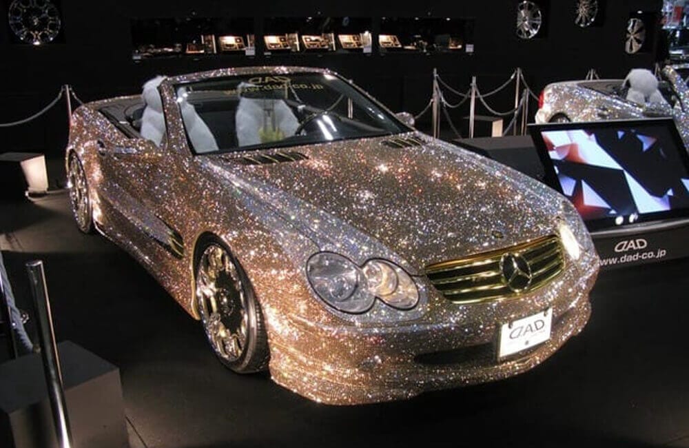 Diamond-Encrusted Mercedes @icebox_2019 / Pinterest.com